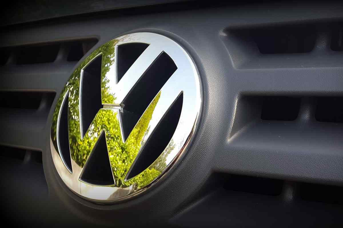 Torna lo spettro dei richiami per i possessori di Volkswagen: allarme per un modello top